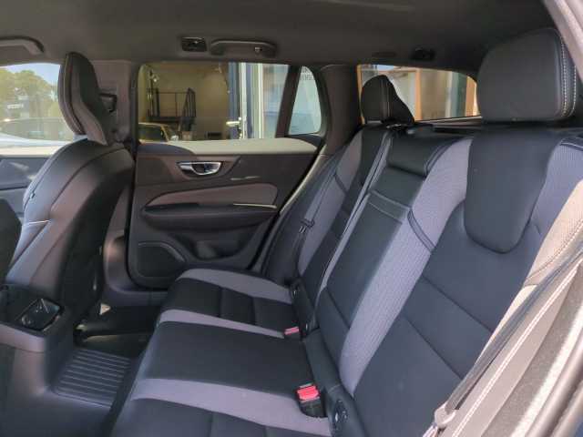 Volvo  V60 Recharge R-Design, T6 AWD Plug-in Hybrid