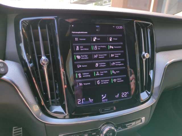 Volvo  V60 Recharge R-Design, T6 AWD Plug-in Hybrid
