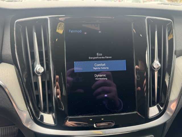 Volvo  V60 Inscription, B4 Mild-Hybrid Diesel