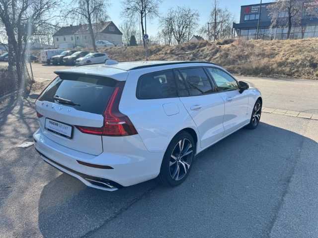 Volvo  V60 Recharge R-Design, T6 AWD Plug-in Hybrid