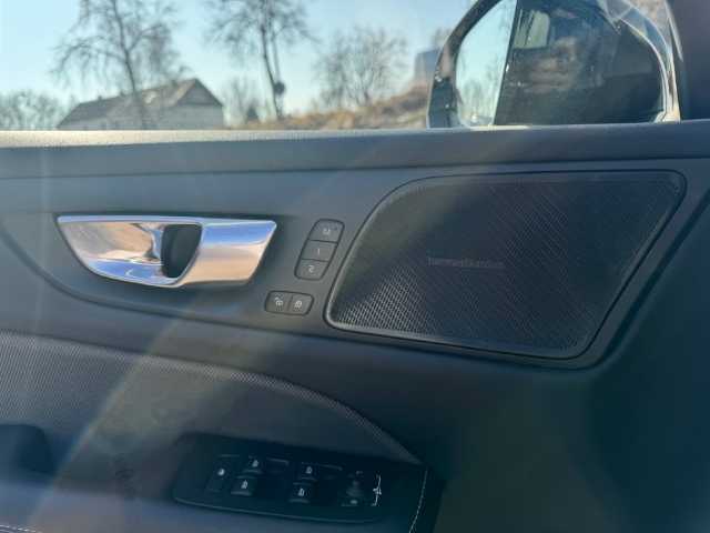 Volvo  V60 Recharge R-Design, T6 AWD Plug-in Hybrid