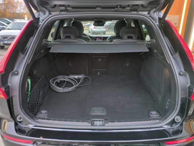 Volvo  XC60 Recharge R-Design, T8 AWD Plug-in Hybrid