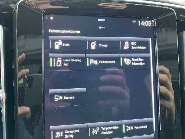 Volvo  XC40 Recharge R-Design, T5 Plug-in Hybrid