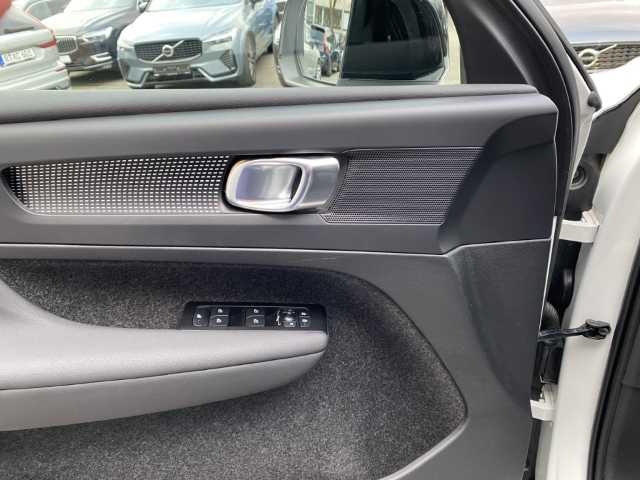 Volvo  XC40 Recharge R-Design, T5 Plug-in Hybrid