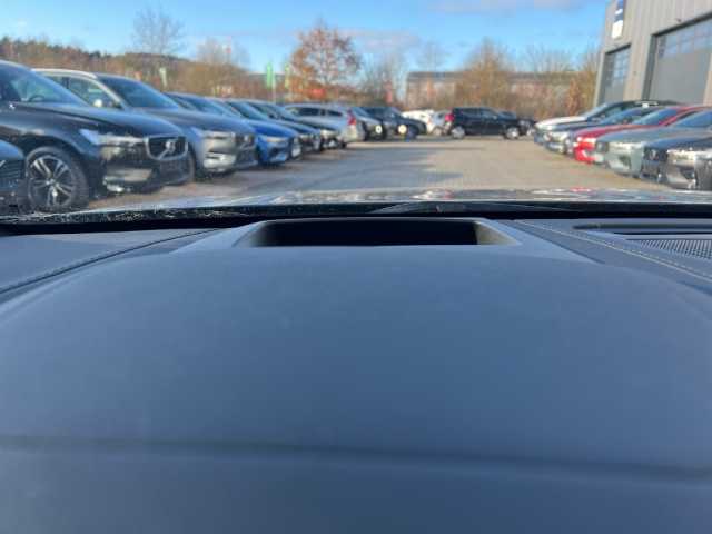 Volvo  V90 Recharge Ultimate, T8 AWD Plug-in Hybrid, Elektrisch/Benzin, Dark