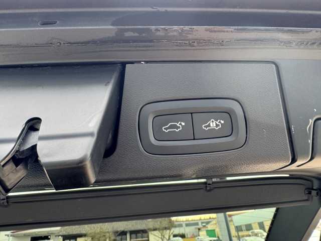 Volvo  XC60 Recharge R-Design, T6 AWD Plug-in Hybrid