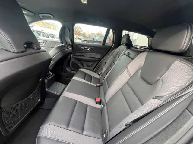 Volvo  V60 Recharge R-Design, T6 AWD Plug-in Hybrid