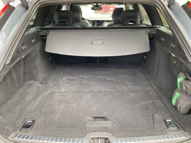 Volvo  V90 Recharge Plus, T6 AWD Plug-in Hybrid, Elektrisch/Benzin, Dark