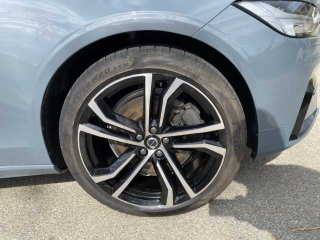 Volvo  V90 Recharge Plus, T6 AWD Plug-in Hybrid, Elektrisch/Benzin, Dark