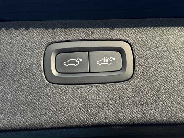 Volvo  XC90 Recharge Inscription Expression, T8 AWD Plug-in Hybrid, 7 Sitze