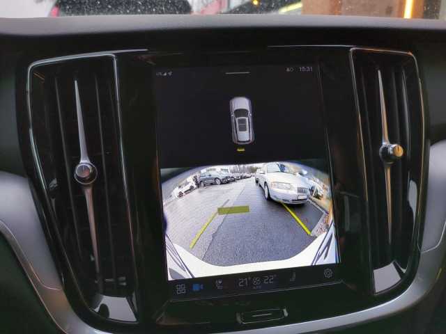 Volvo  V60 Core, B3 Mild-Hybrid, Benzin