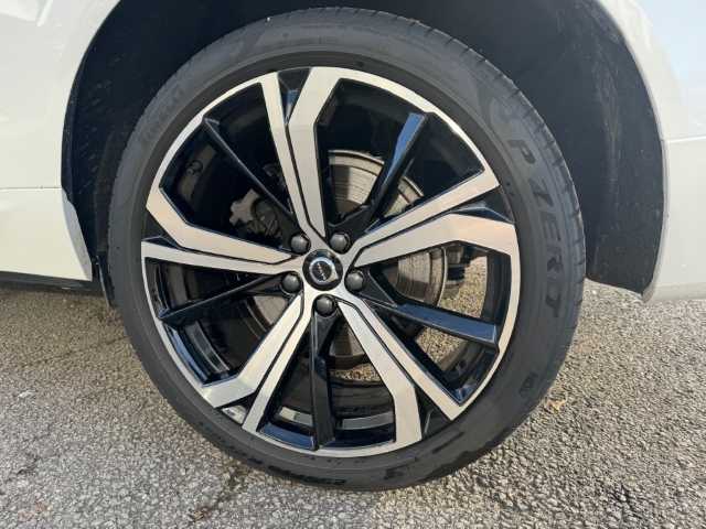 Volvo  XC60 R-Design, B5 AWD Mild-Hybrid Diesel