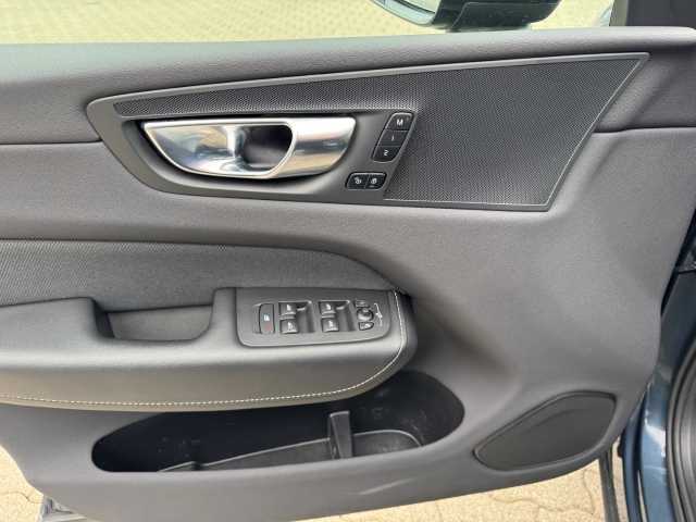 Volvo  XC60 Recharge R-Design, T6 AWD Plug-in Hybrid