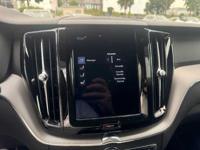 Volvo  XC60 B6 Mild-Hybrid Benzin AWD Automatikgetriebe (228kW/310PS) R-Design