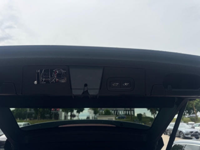 Volvo  XC60 B6 Mild-Hybrid Benzin AWD Automatikgetriebe (228kW/310PS) R-Design