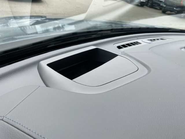 Volvo  XC60 Recharge Ultimate, T8 AWD Plug-in Hybrid, Elektrisch/Benzin, Dark