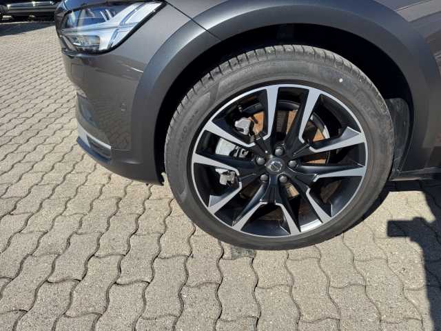 Volvo  CC