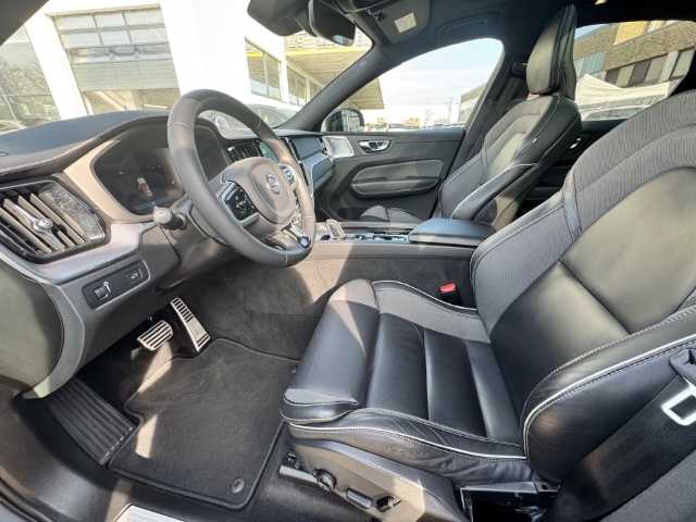 Volvo  XC60 R-Design, B5 AWD Mild-Hybrid Diesel