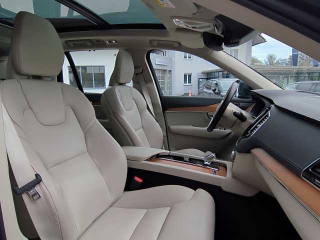 Volvo  XC90 Recharge Inscription, T8 AWD plug-in hybrid, 7 Sitze