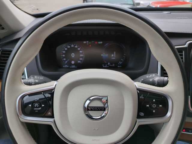 Volvo  XC90 Recharge Inscription, T8 AWD plug-in hybrid, 7 Sitze