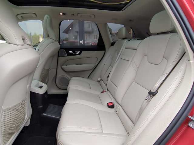 Volvo  XC60 Recharge Inscription, T8 AWD Plug-in Hybrid