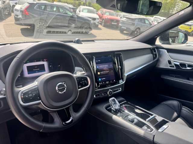 Volvo  V90 Recharge Ultimate, T8 AWD Plug-in Hybrid, Elektrisch/Benzin, Dark