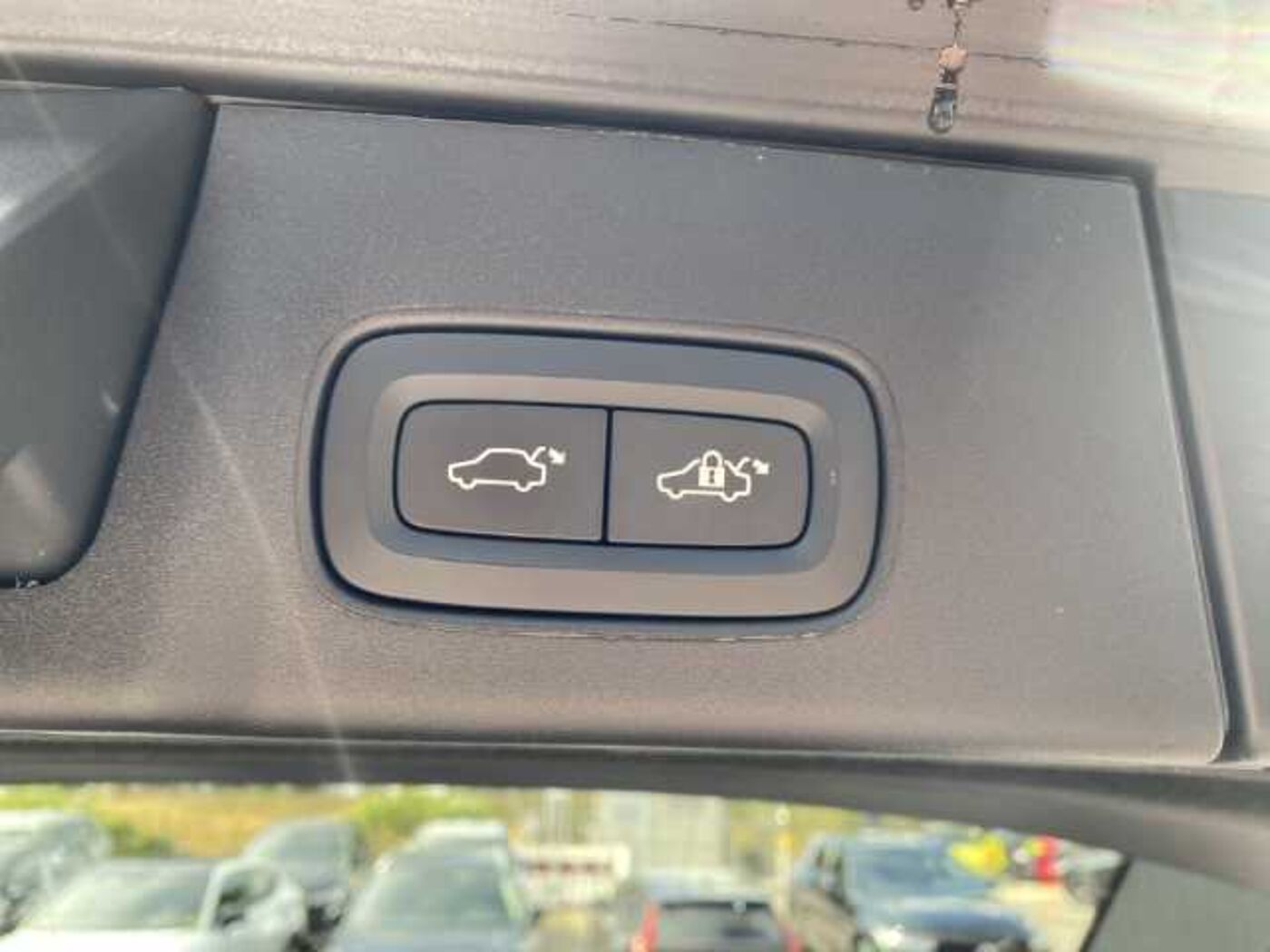 Volvo  V90 Ultimate, B4 Mild-Hybrid, Diesel, Bright