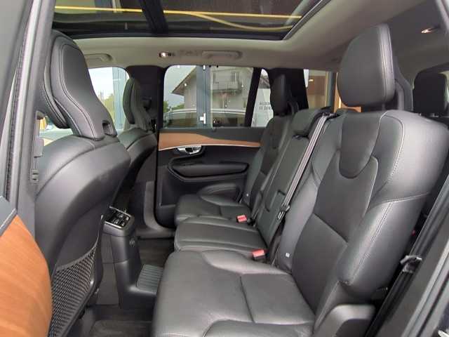Volvo  XC90 Recharge Inscription, T8 AWD plug-in hybrid, 7 Sitze