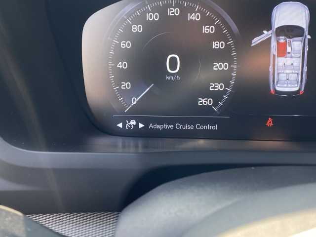 Volvo  XC90 Recharge R-Design, T8 AWD plug-in hybrid, 7 Sitze