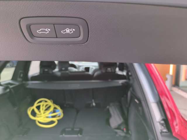 Volvo  XC90 Recharge Ultimate, T8 AWD Plug-in Hybrid, Elektrisch/Benzin, Bright, 7 Sitz