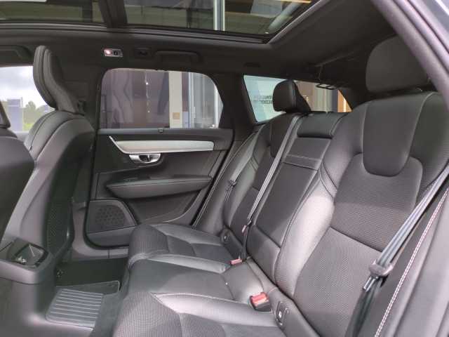 Volvo  V90 T8 TWIN ENGINE AWD Automatikgetriebe (223+65kW/303+87PS) R-Design