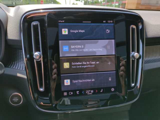 Volvo  XC40 Ultra, B4 Mild-Hybrid, Benzin, Dark