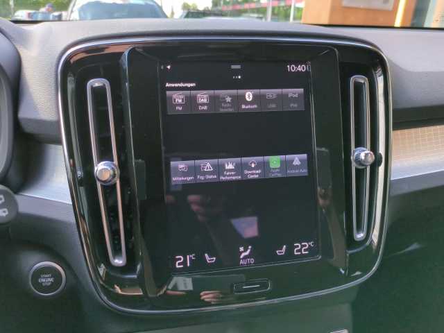 Volvo  XC40 Momentum Pro, T3 Automatikgetriebe