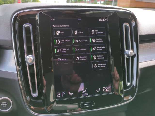 Volvo  XC40 Recharge Plus, T4 Plug-in Hybrid, Elektrisch/Benzin, Bright