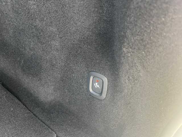 Volvo  XC60 Recharge R-Design, T6 AWD Plug-in Hybrid