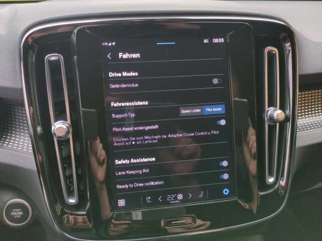 Volvo  XC40 Plus, B4 AWD Mild-Hybrid, Benzin, Bright