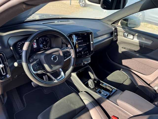 Volvo  XC40 R-Design, B4 Mild-Hybrid Benzin