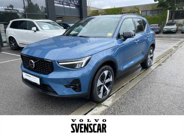 Volvo  XC40 Plus, B4 Mild-Hybrid, Benzin, Dark