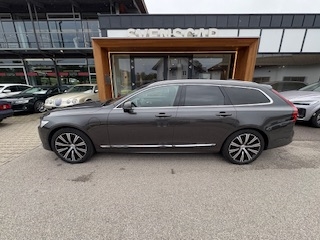 Volvo  V90 Recharge Ultimate, T8 AWD Plug-in Hybrid, Elektrisch/Benzin, Bright
