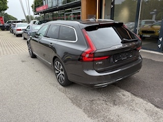Volvo  V90 Recharge Ultimate, T8 AWD Plug-in Hybrid, Elektrisch/Benzin, Bright