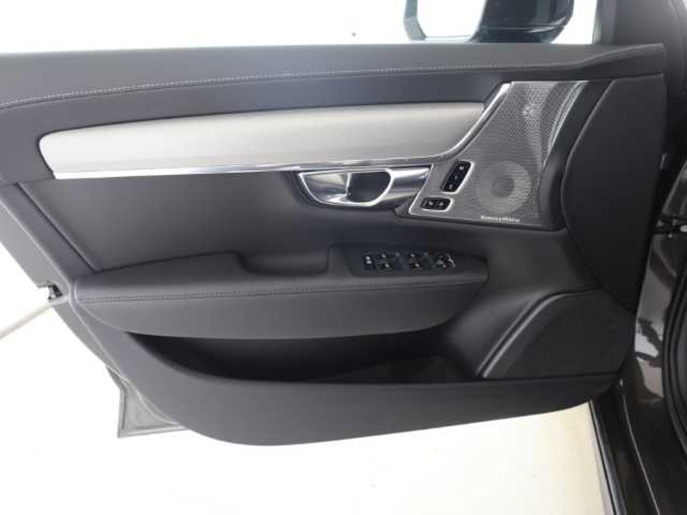 Volvo  S90 Recharge Ultimate, T8 AWD Plug-in Hybrid, Elektrisch/Benzin, Bright