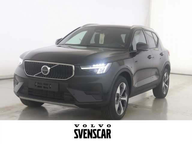 Volvo  XC40 Core, B3 Mild-Hybrid, Benzin
