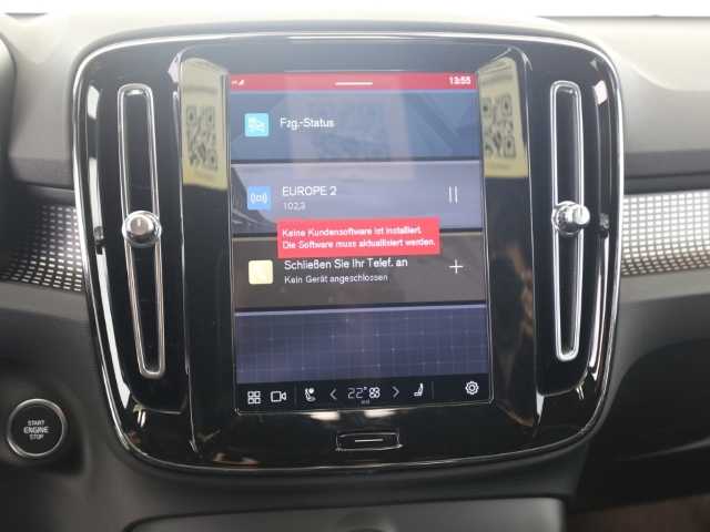 Volvo  XC40 Core, B3 Mild-Hybrid, Benzin