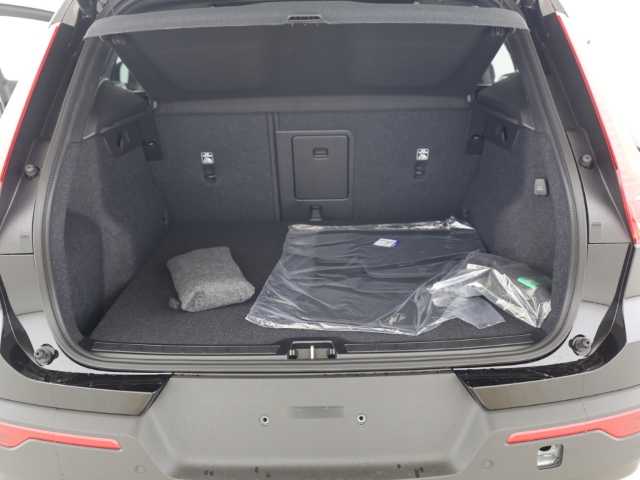 Volvo  XC40 Core, B3 Mild-Hybrid, Benzin