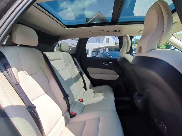 Volvo  XC60 T5 AWD Geartronic (184KW/250PS) Inscription aut.