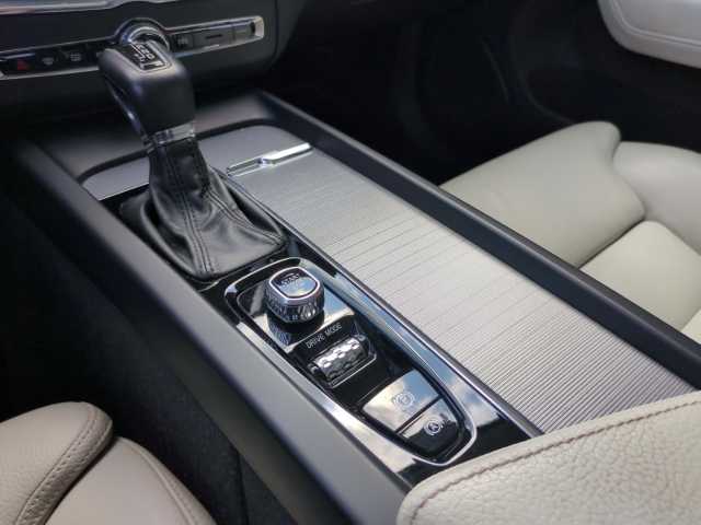 Volvo  XC60 T5 AWD Geartronic (184KW/250PS) Inscription aut.