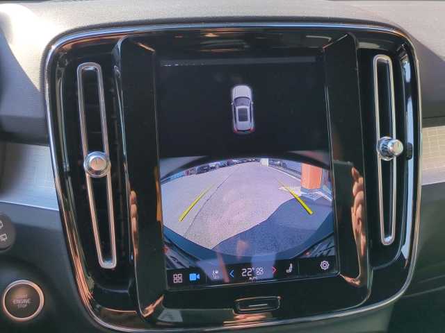 Volvo  XC40 Plus, B4 AWD Mild-Hybrid, Benzin, Bright