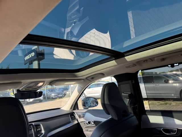 Volvo  XC90 Recharge Ultimate, T8 AWD Plug-in Hybrid, Elektrisch/Benzin, Bright, 7 Sitz