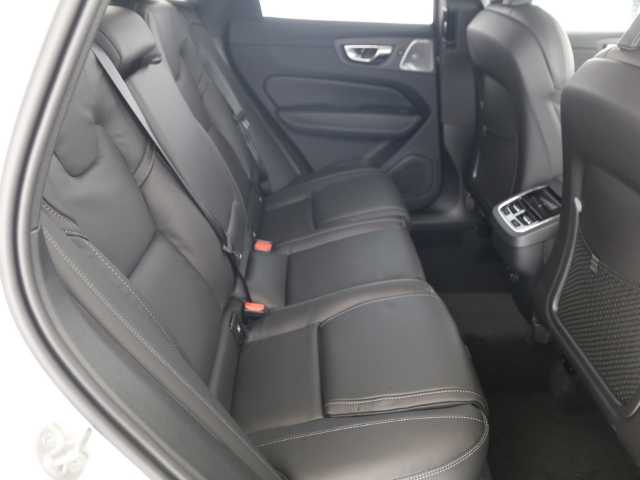 Volvo  XC60 Ultra, B5 AWD Mild-Hybrid, Benzin, Dark