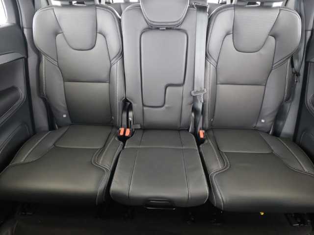 Volvo  XC90 Plus, T8 AWD Plug-in Hybrid, Elektrisch/Benzin, Bright, 7 Sitze